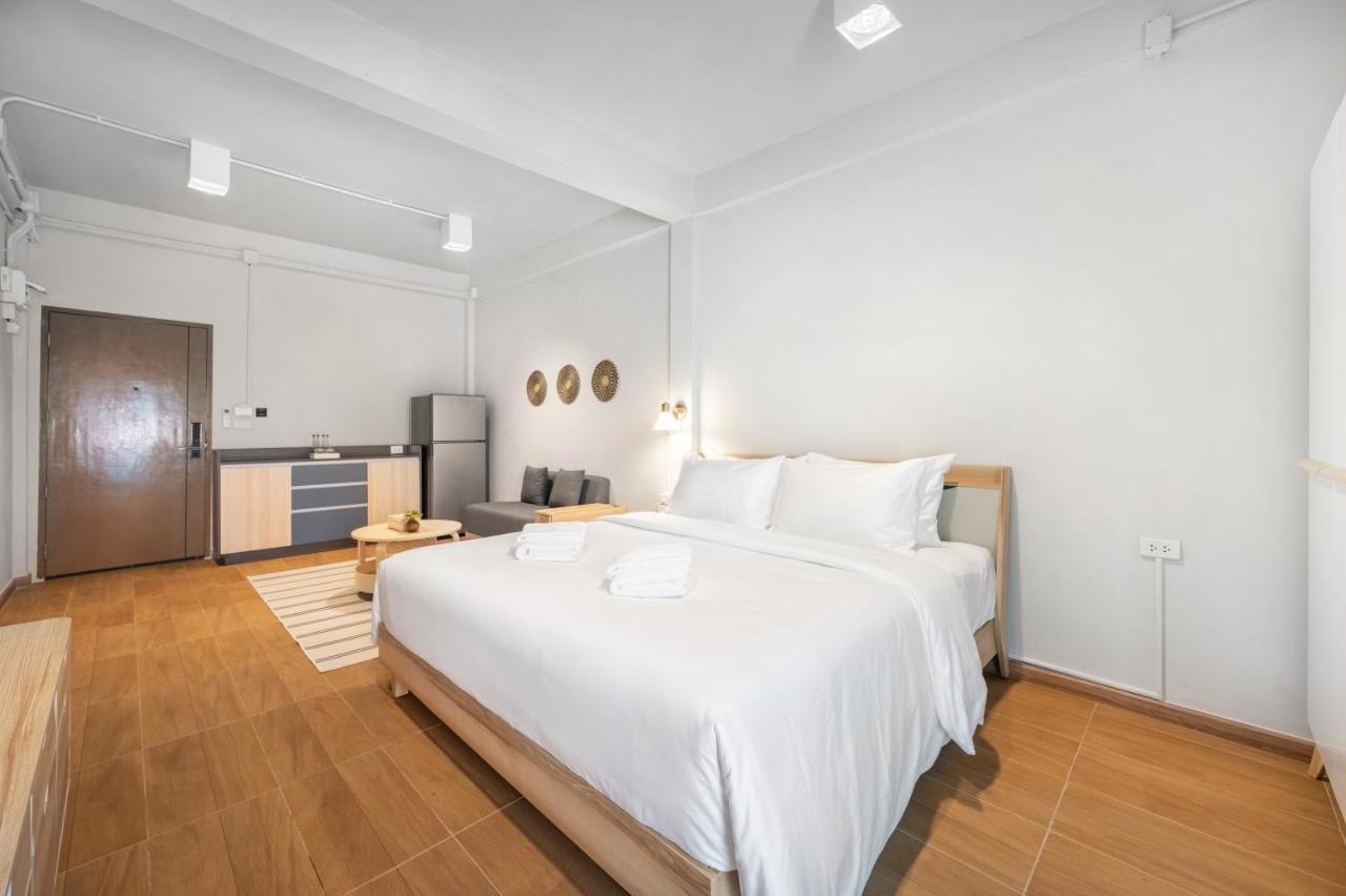 Hotel Wizpark Ratchada Bangkok Extérieur photo